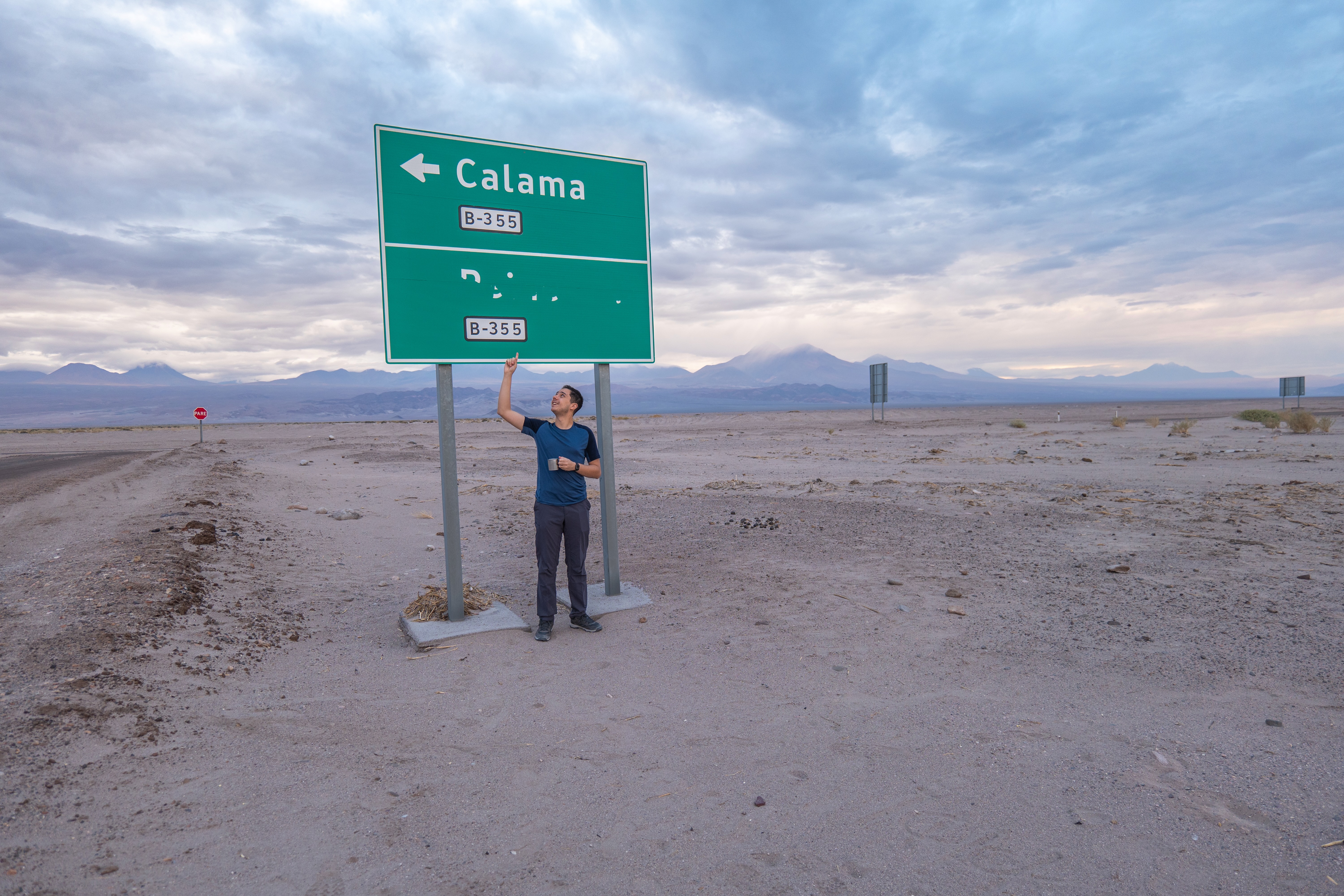 Placa de trânsito em Calama, no caminho pro Atacama